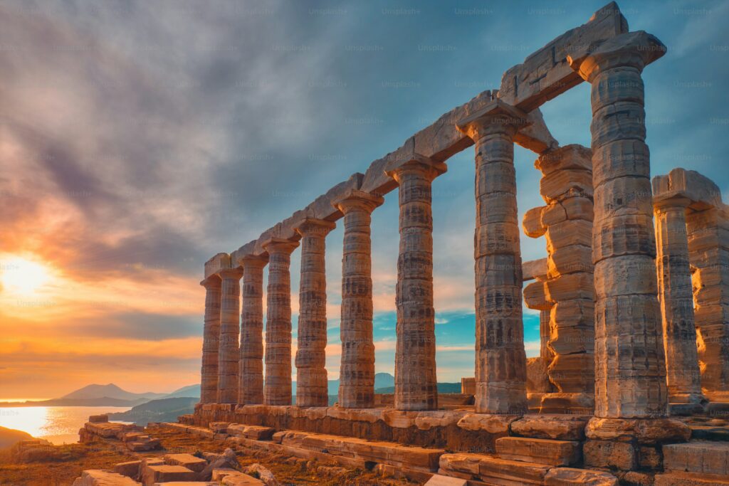 découvrez les mystérieuses ruines en grèce et plongez dans l'histoire fascinante de ce pays antique.